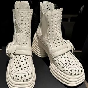 women shoes Heels